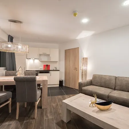 Alpenlodge Apartahotel 4*