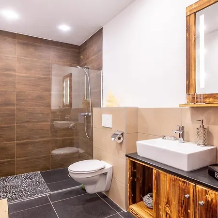 Aparthotel Alpenlodge 4*