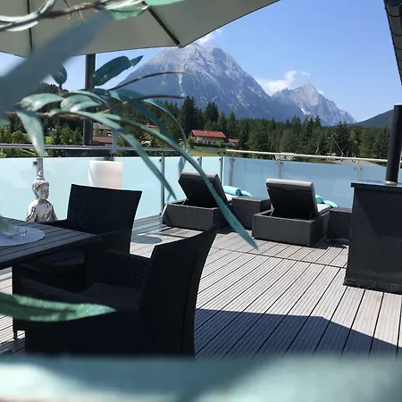 Апарт-отель Aparthotel Alpenlodge 4*