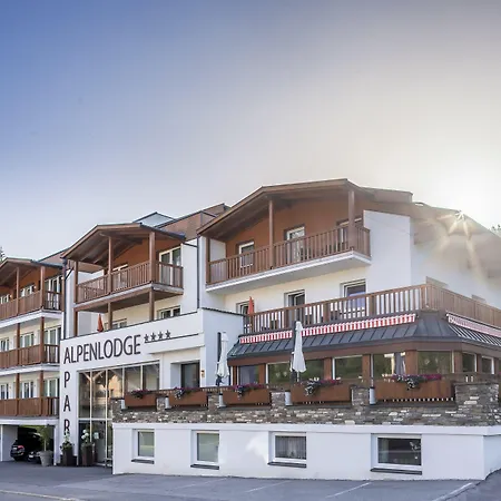 Aparthotel Alpenlodge Апарт-отель Weidach