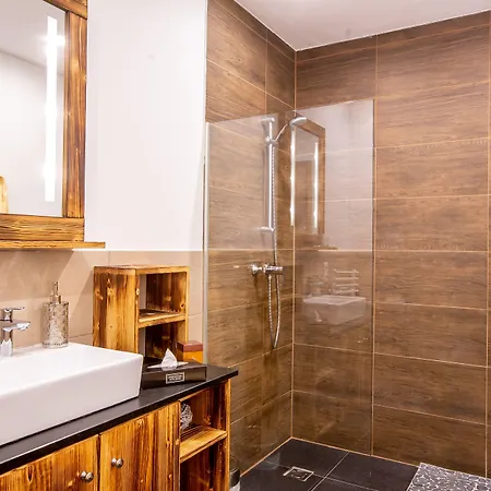 Апарт-отель Aparthotel Alpenlodge 4*