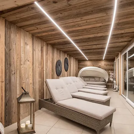 Aparthotel Alpenlodge Апарт-отель 4*