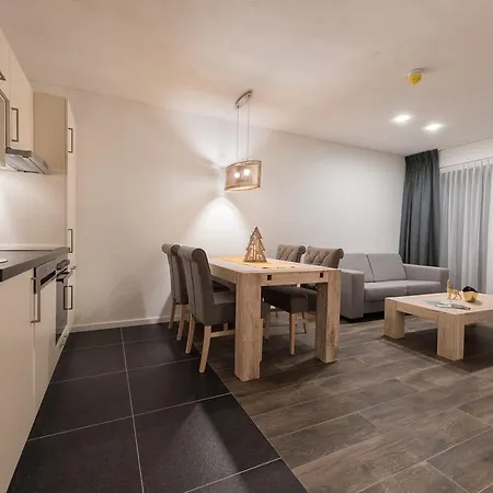 Апарт-отель Aparthotel Alpenlodge