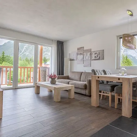 Aparthotel Alpenlodge Апарт-отель Weidach